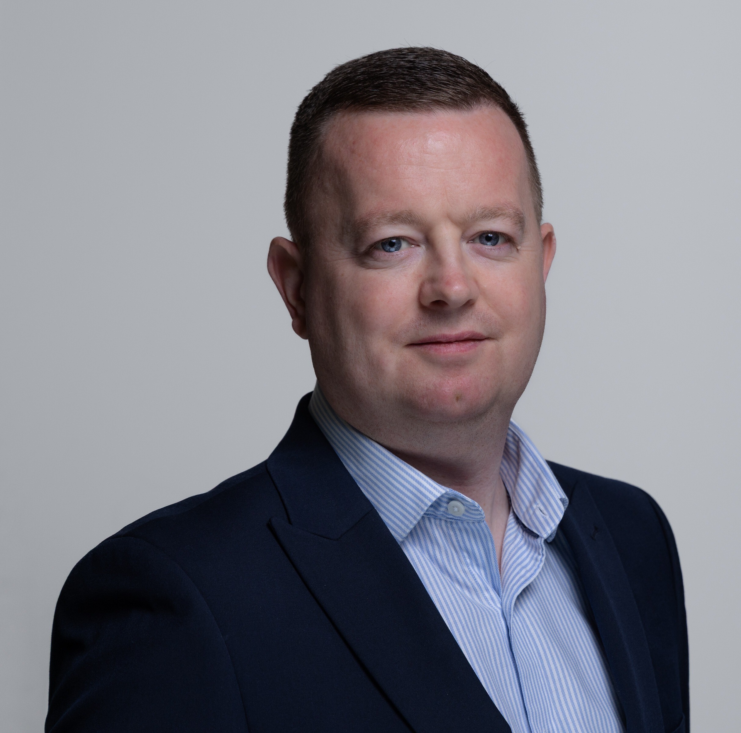 Mark Munro without tie (1)-1